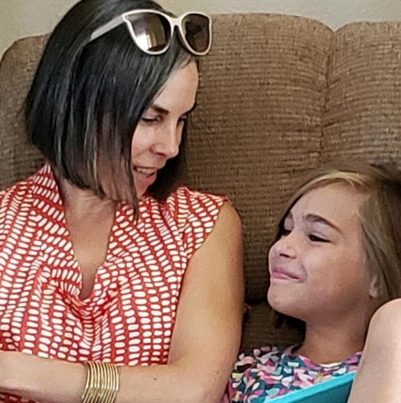 Meet your Posher, Glory✨Posh Ambassador - Picture 4 of 16